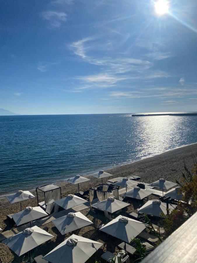 Terry'S Villa Makri Exterior photo