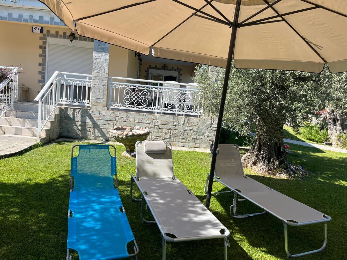 Terry'S Villa Makri Exterior photo